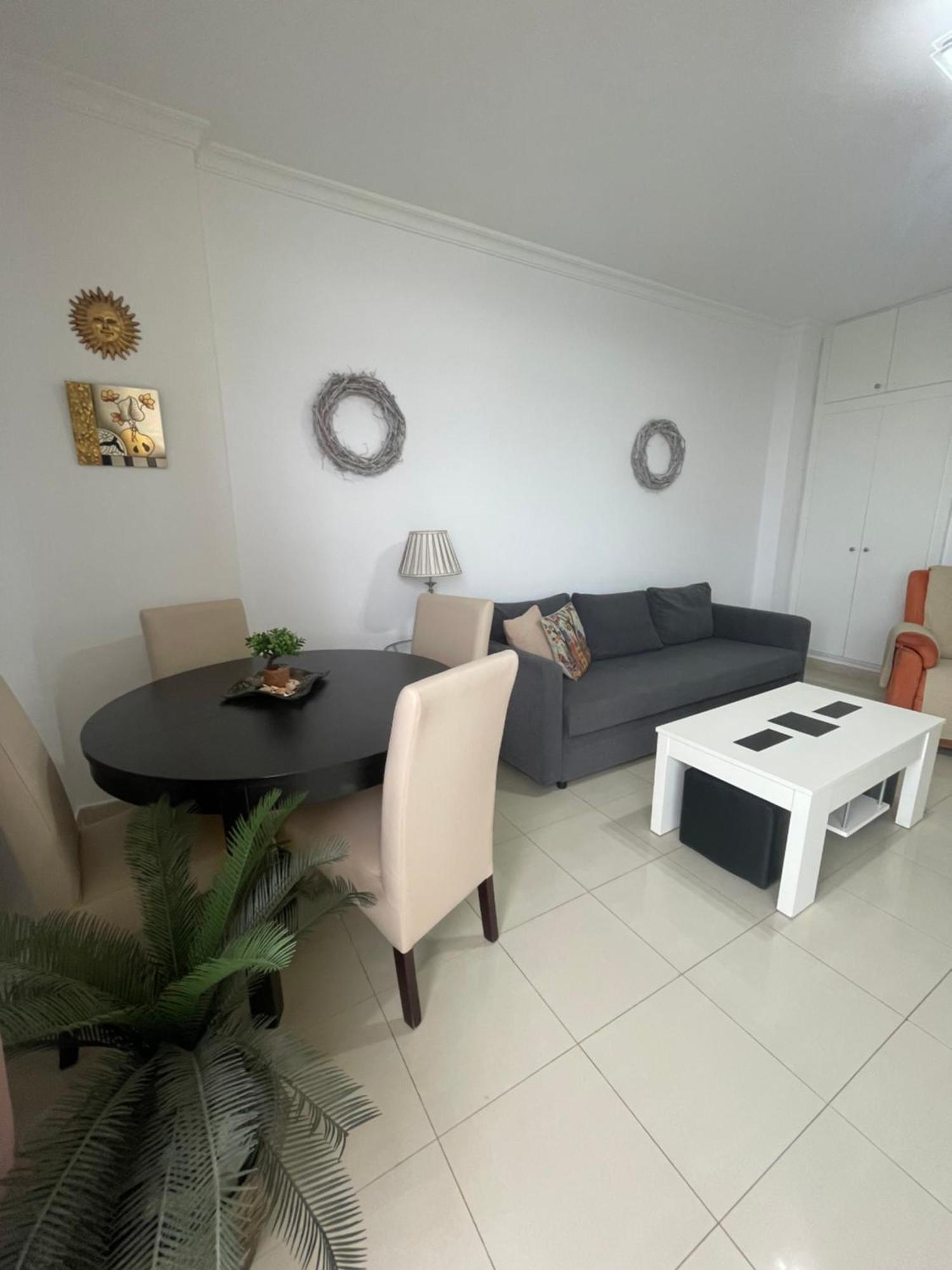 Con Piscina Apartment *
